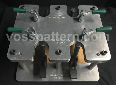 Voss leak test fixture for castings